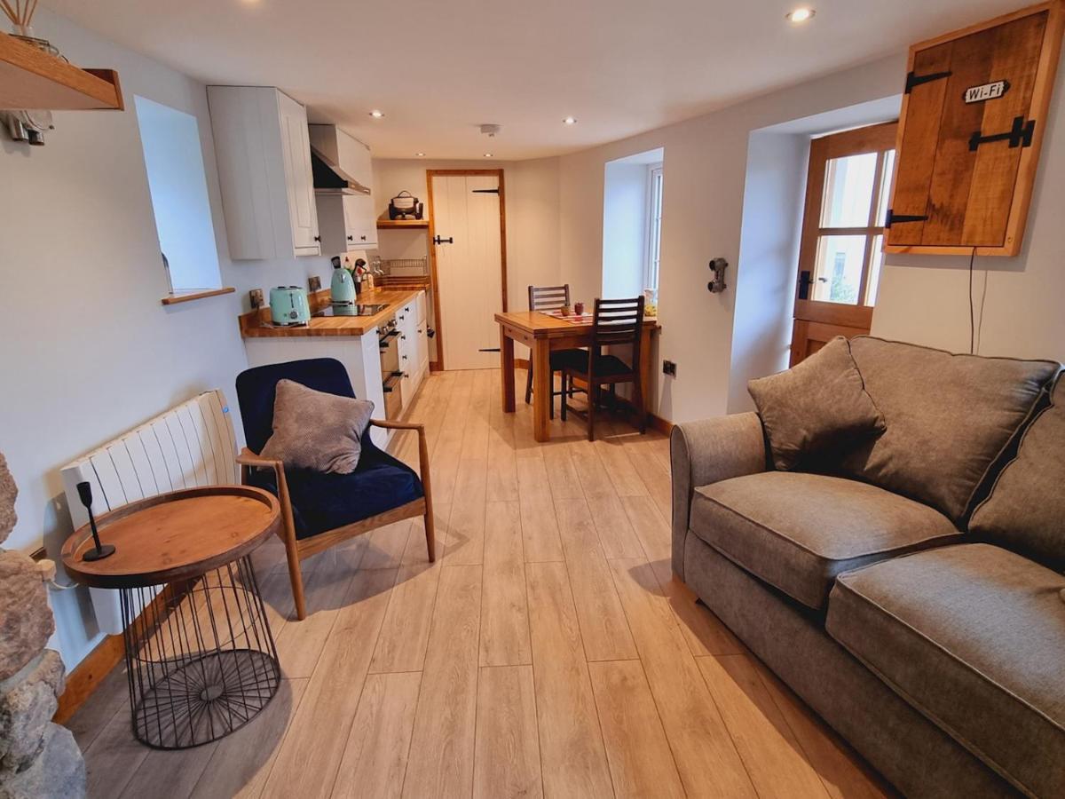 Pass The Keys Charming 19Th Century Country Cottage For 2 Guests Exeter Exteriér fotografie